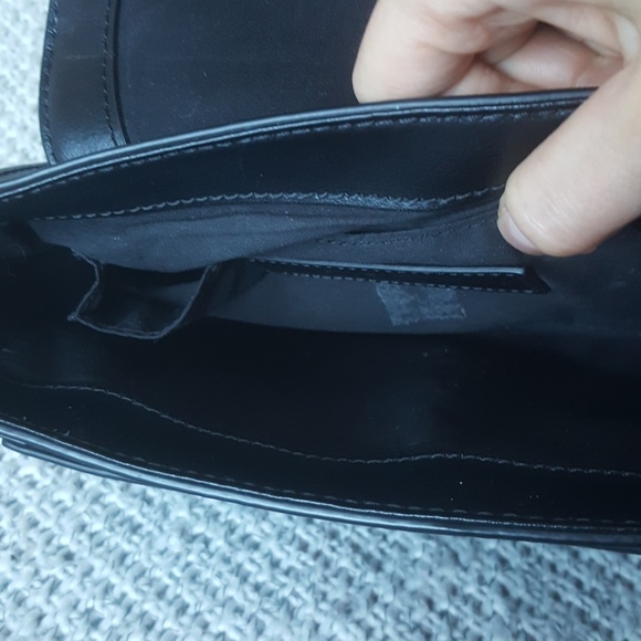 Rebecca Minkoff Aster Saddle Black Leather Crossbd - Picture 4 of 8